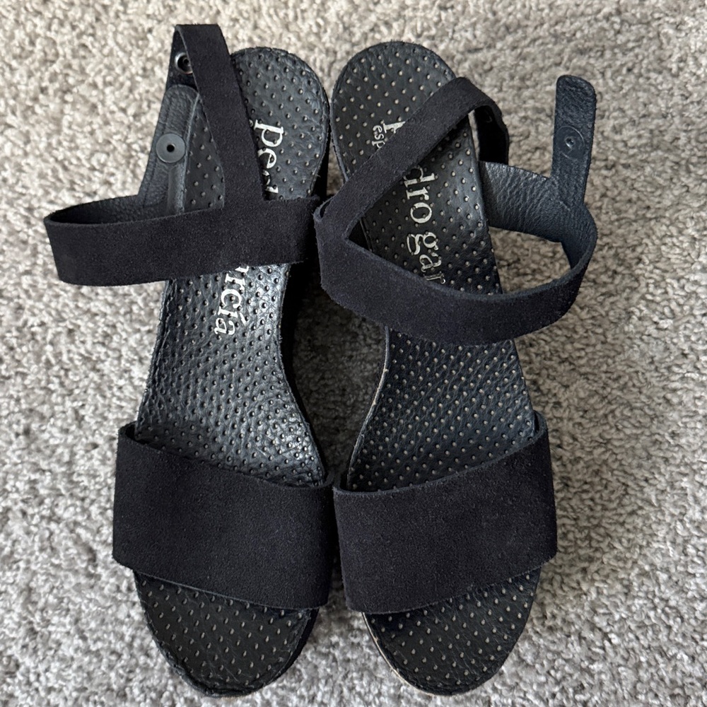 Pedro Garcia Sandals Black Suede Wedges